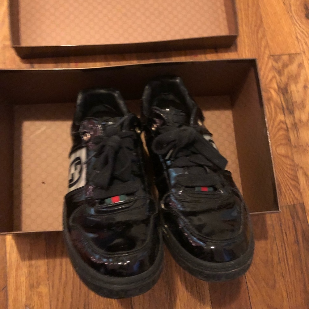 Authentic Gucci sneakers